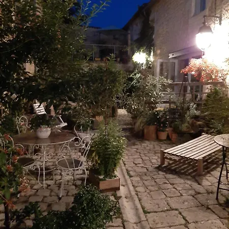 Terra-crystal Apartment