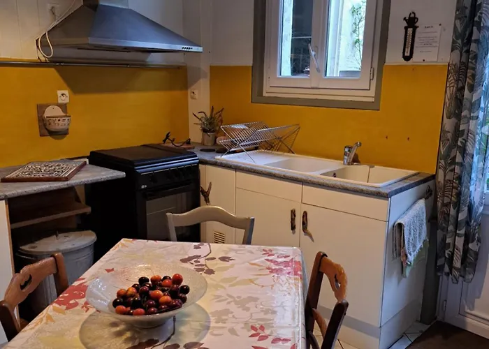 Terra-crystal Apartment