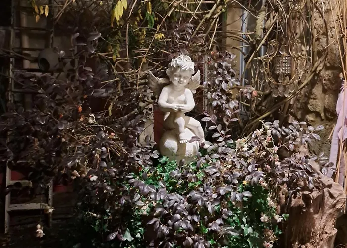 Terra-crystal Apartment *