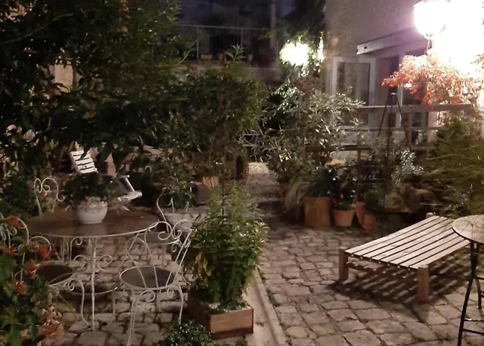 Terra-crystal Apartment